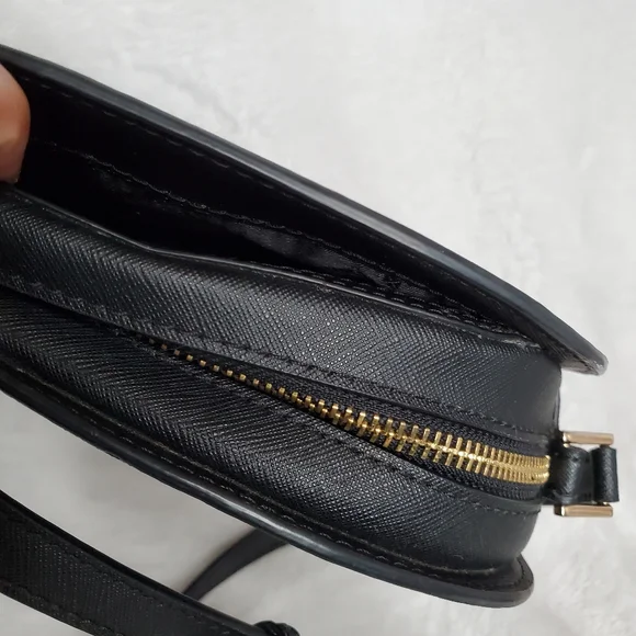 Michael Kors Set Travel Saffiano Leather Crossbody Bag Black - Picture 8 of 13